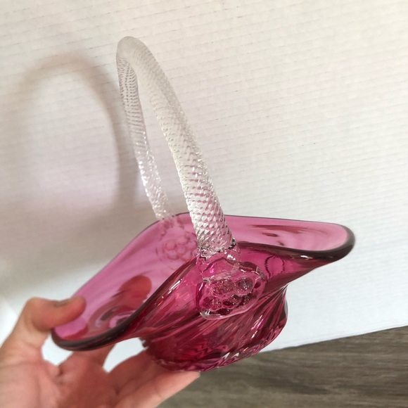 Vtg Heritage Cranberry Collection Glass Basket - Picture 8 of 14